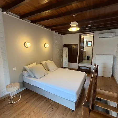 Maison Avec Cour Pour 4 Personnes Casa de Férias