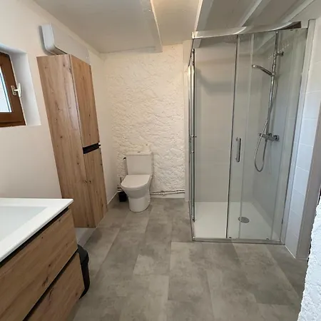 Maison Avec Cour Pour 4 Personnes *