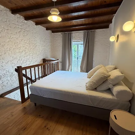 Maison Avec Cour Pour 4 Personnes Casa de Férias *